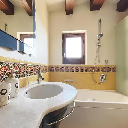 Old Town Luxury Apartment *